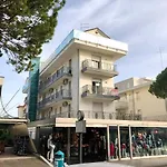 Appartamenti Cristina Carraro Immobiliare - Family Apartments