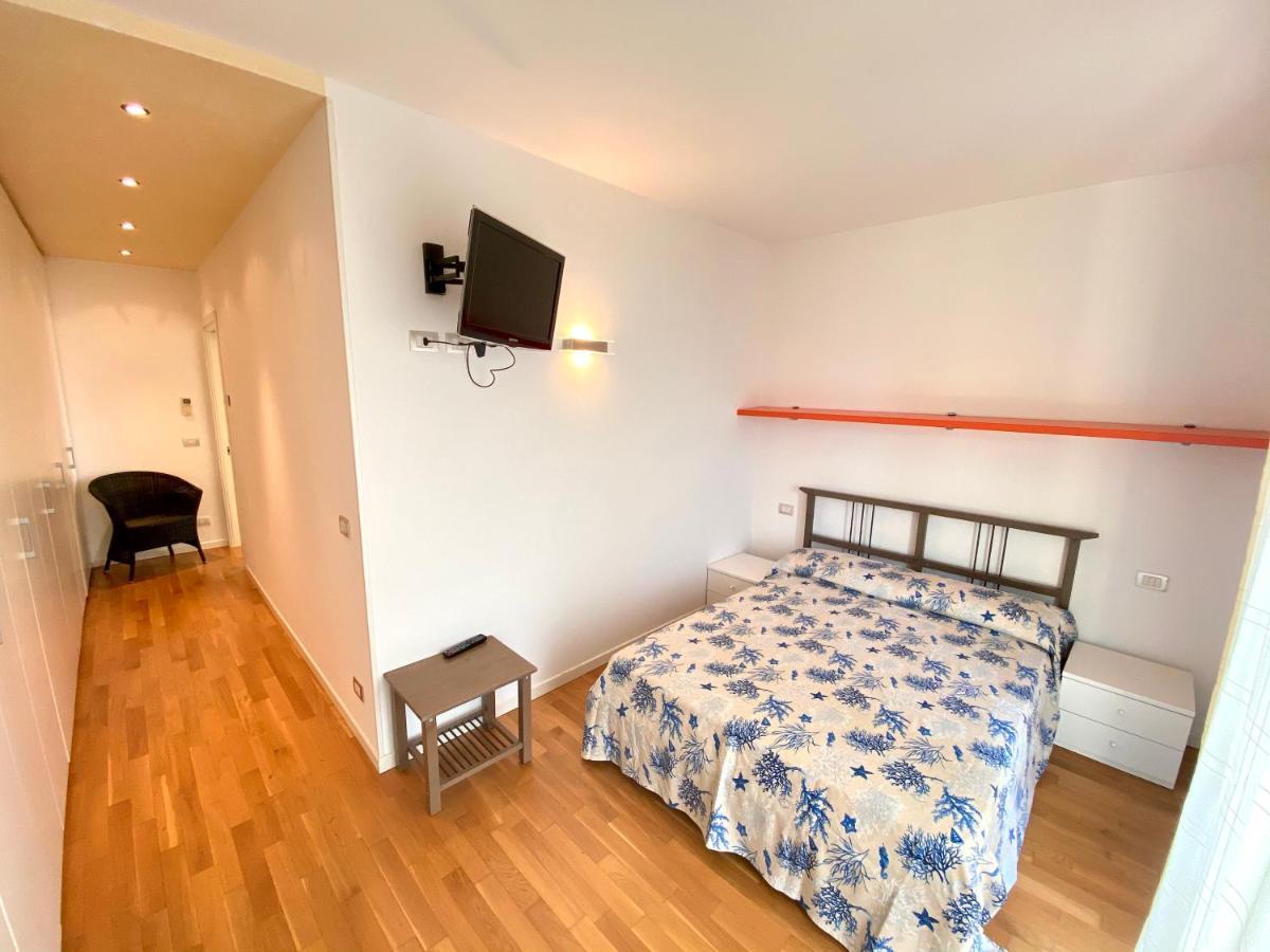 Cristina Carraro Immobiliare - Family Apartment *