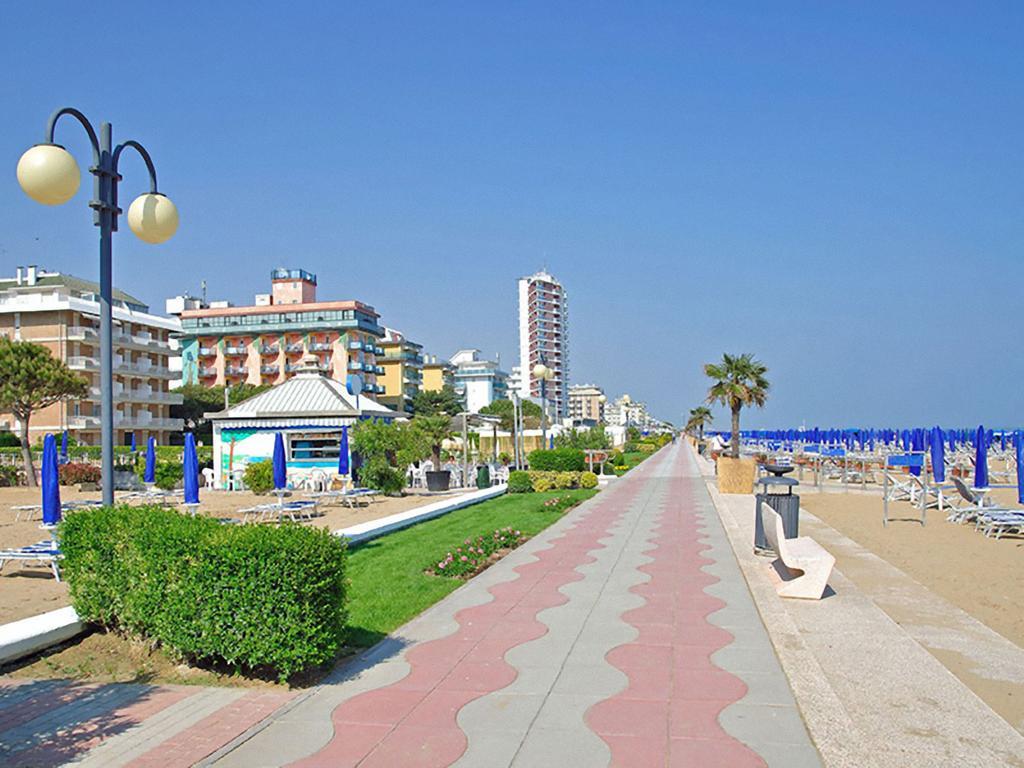 Cristina Carraro Immobiliare - Family Apartment Lido di Jesolo